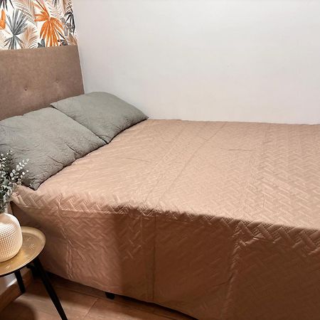 For You Rentals Coqueto Apartamento Temporal De Dos Dormitorios En El Corazon De Madrid Sgv63 Exterior photo