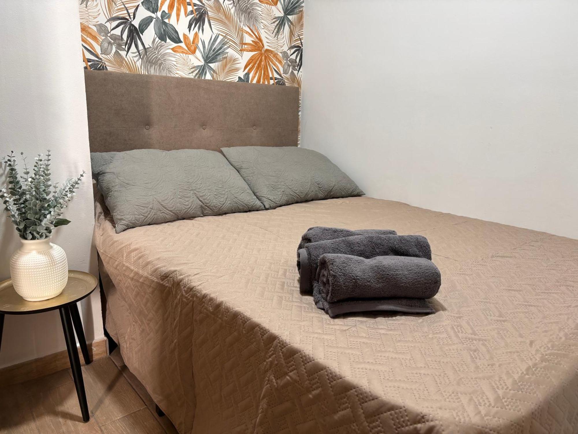 For You Rentals Coqueto Apartamento Temporal De Dos Dormitorios En El Corazon De Madrid Sgv63 Exterior photo